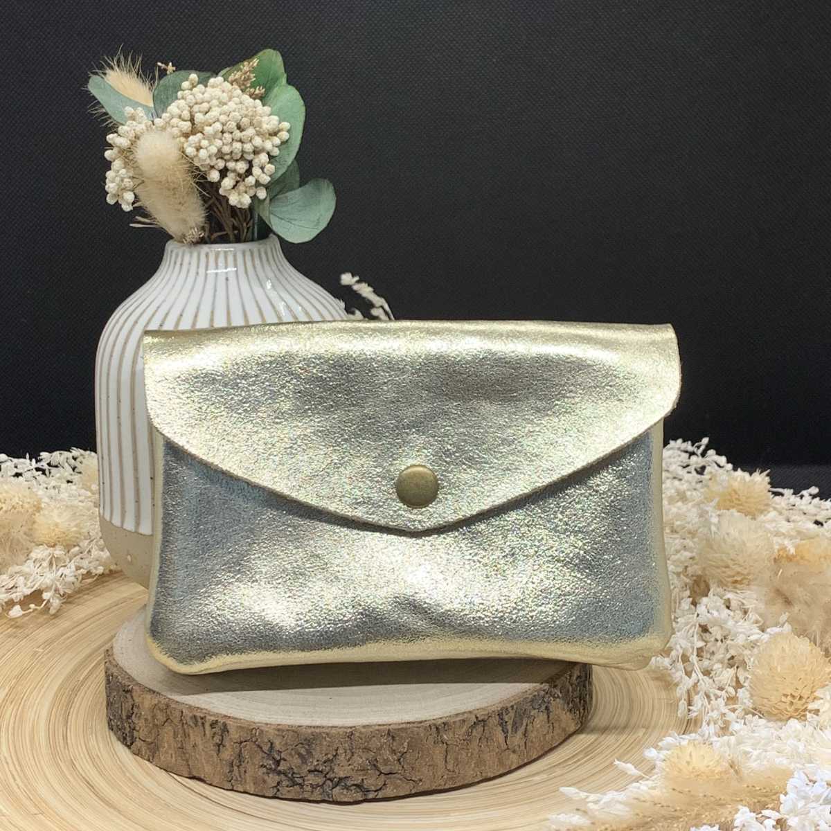 PORTE FEUILLE CUIR DORE