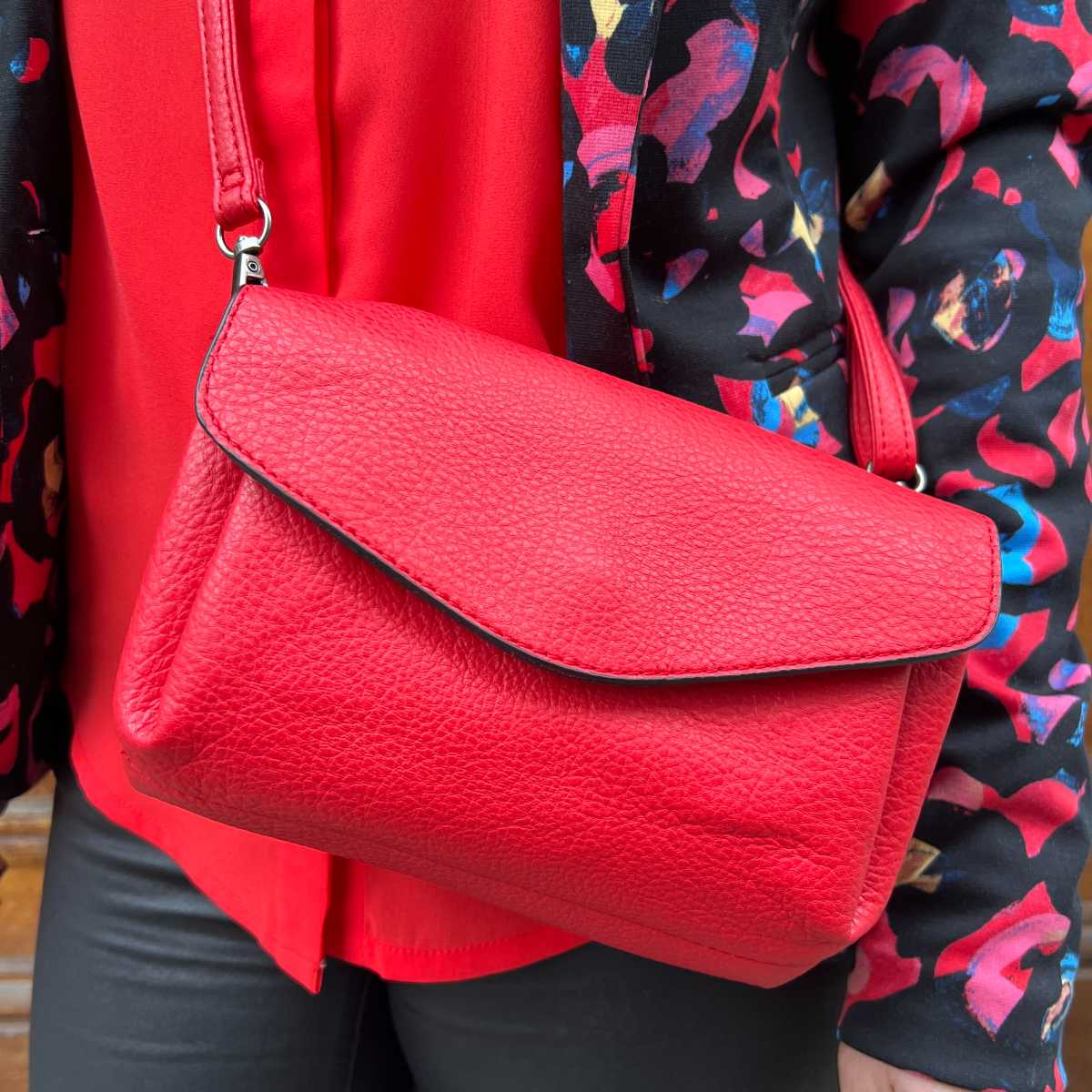 PETITE BESACE CORAIL