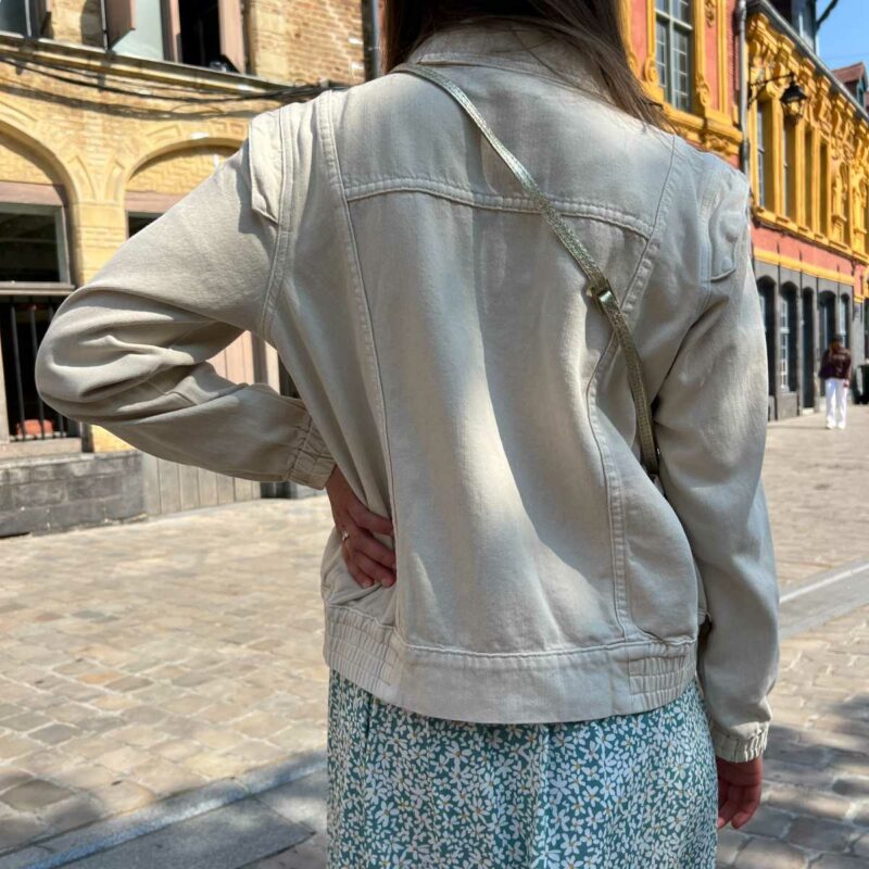 veste en jean beige