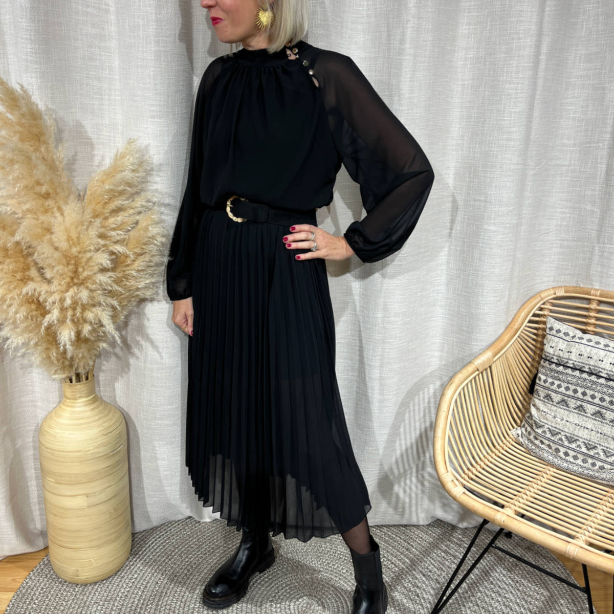 ROBE LONGUE PLISSEE NOIRE