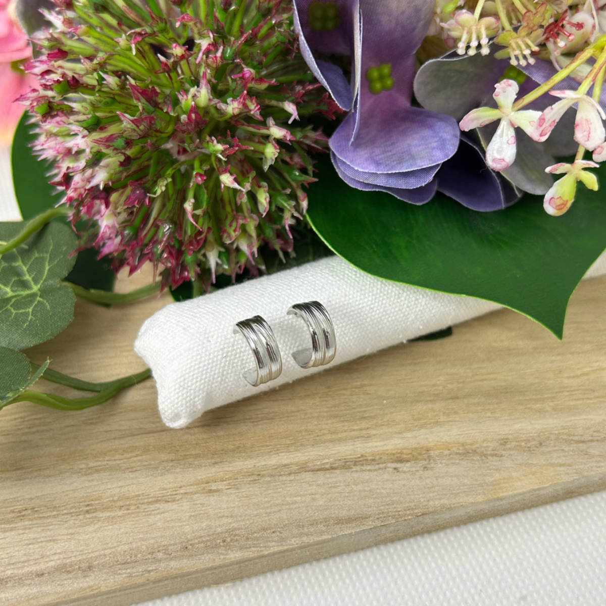 PETITES CREOLES RAYEES ARGENTEES