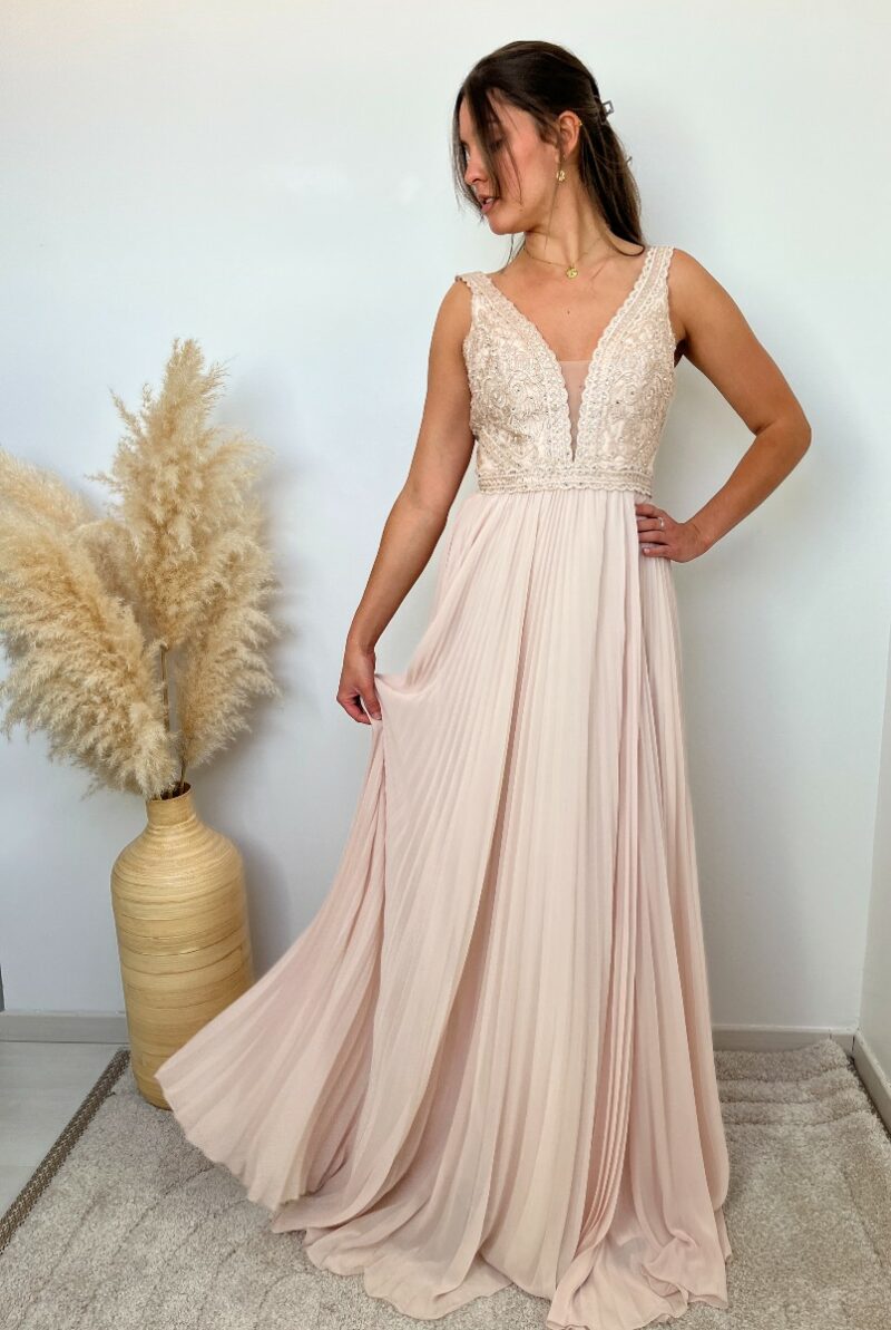 robe ceremonie nude