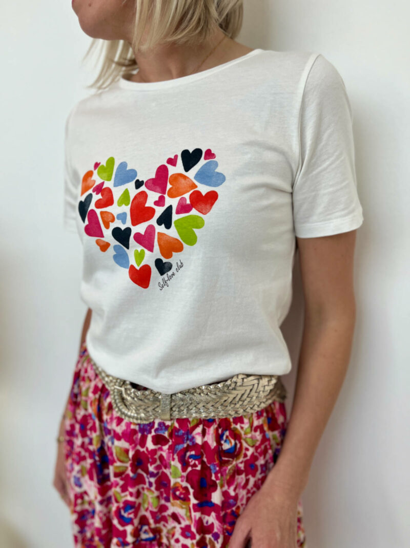 Tee-shirt cœurs pour femmes tendances.
