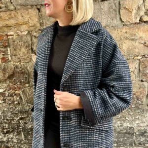 LONG MANTEAU A CARREAUX