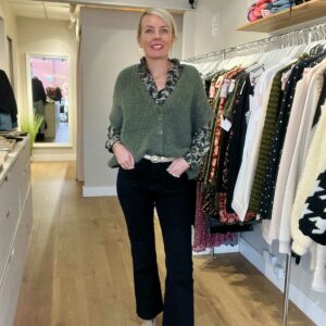 blouse fleurie kaki noir 3