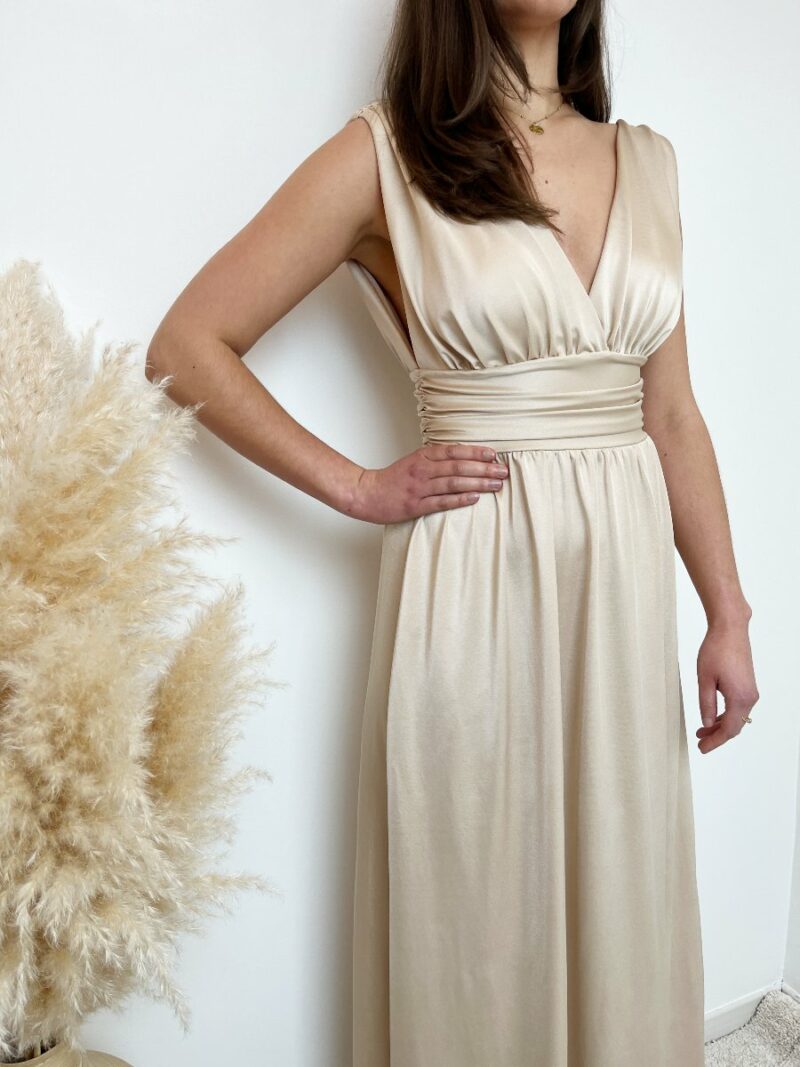 Robe longue fente beige