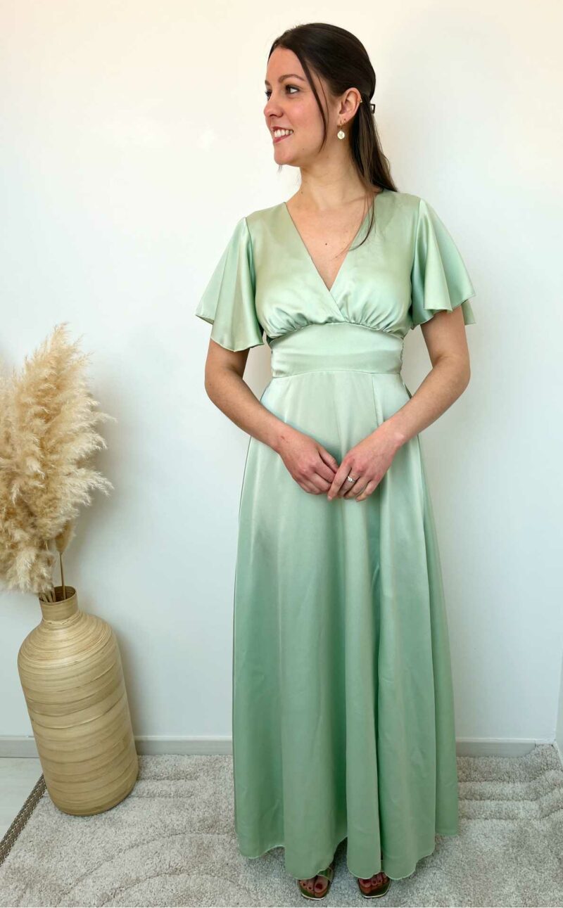 Robe longue satinée vert d'eau