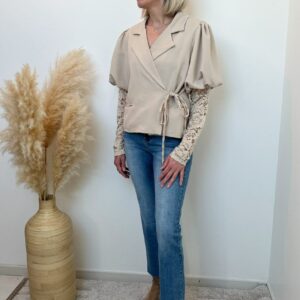 Veste blazer manches dentelle beige