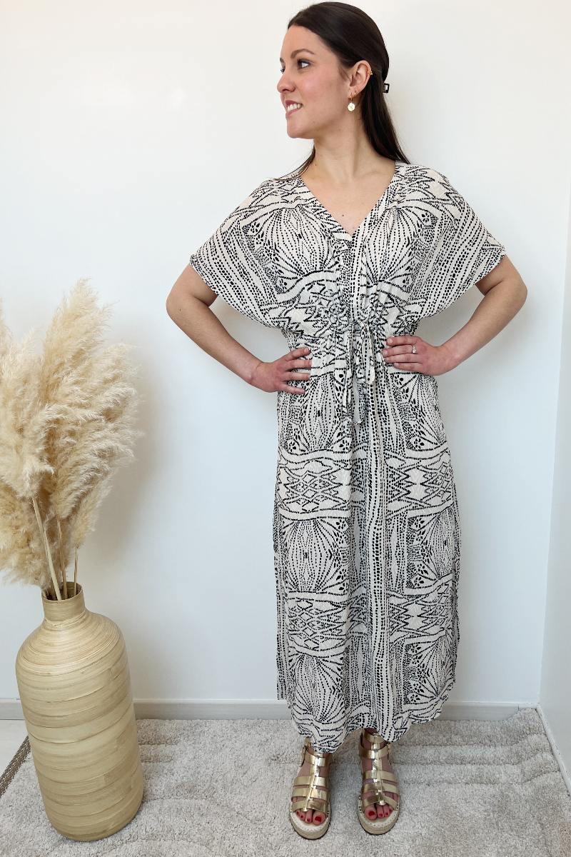 ROBE LONGUE BEIGE ET NOIR