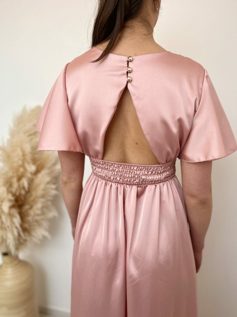 Robe longue rose satin 4