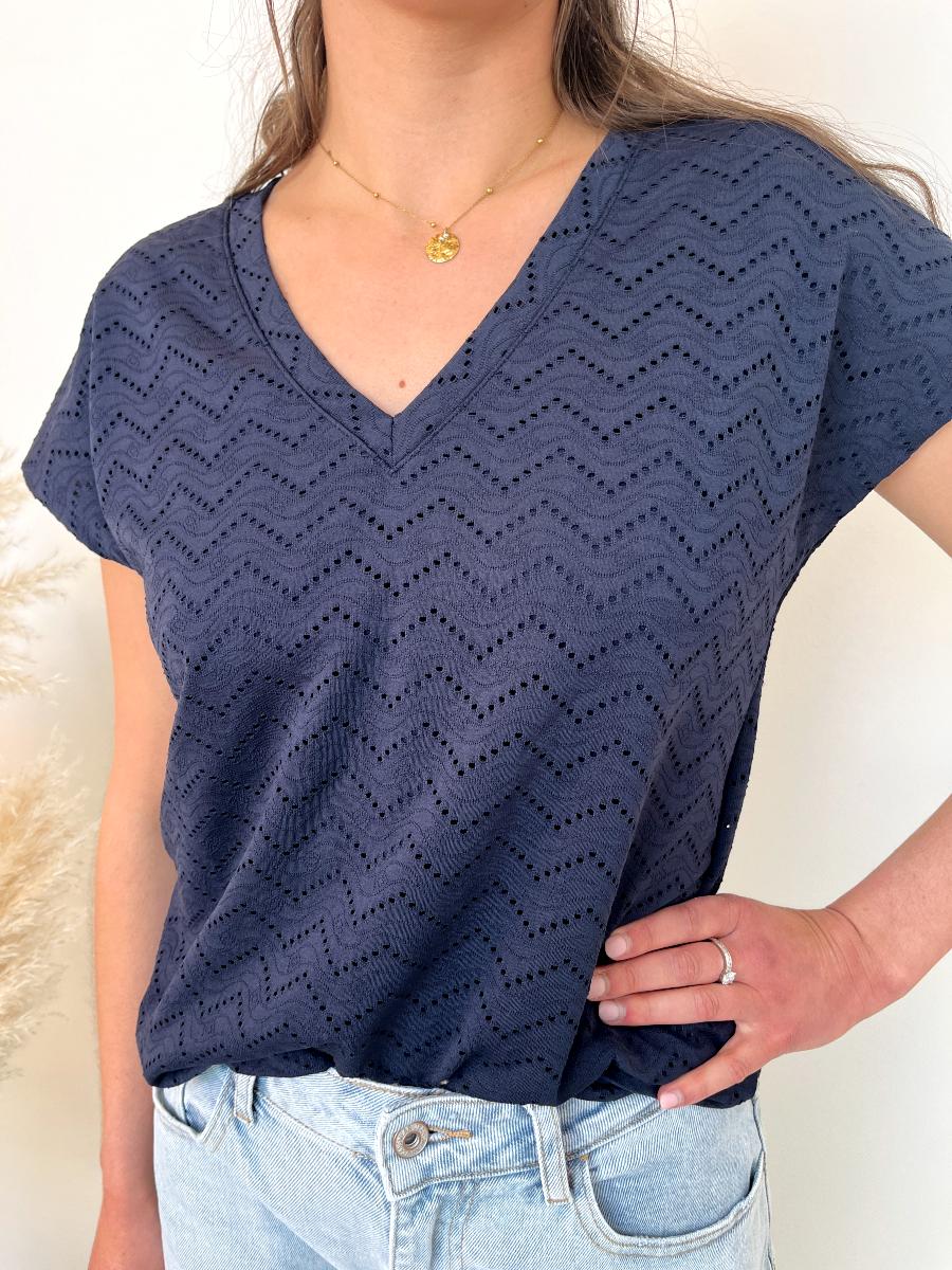 TEE SHIRT COL V AJOURE MARINE
