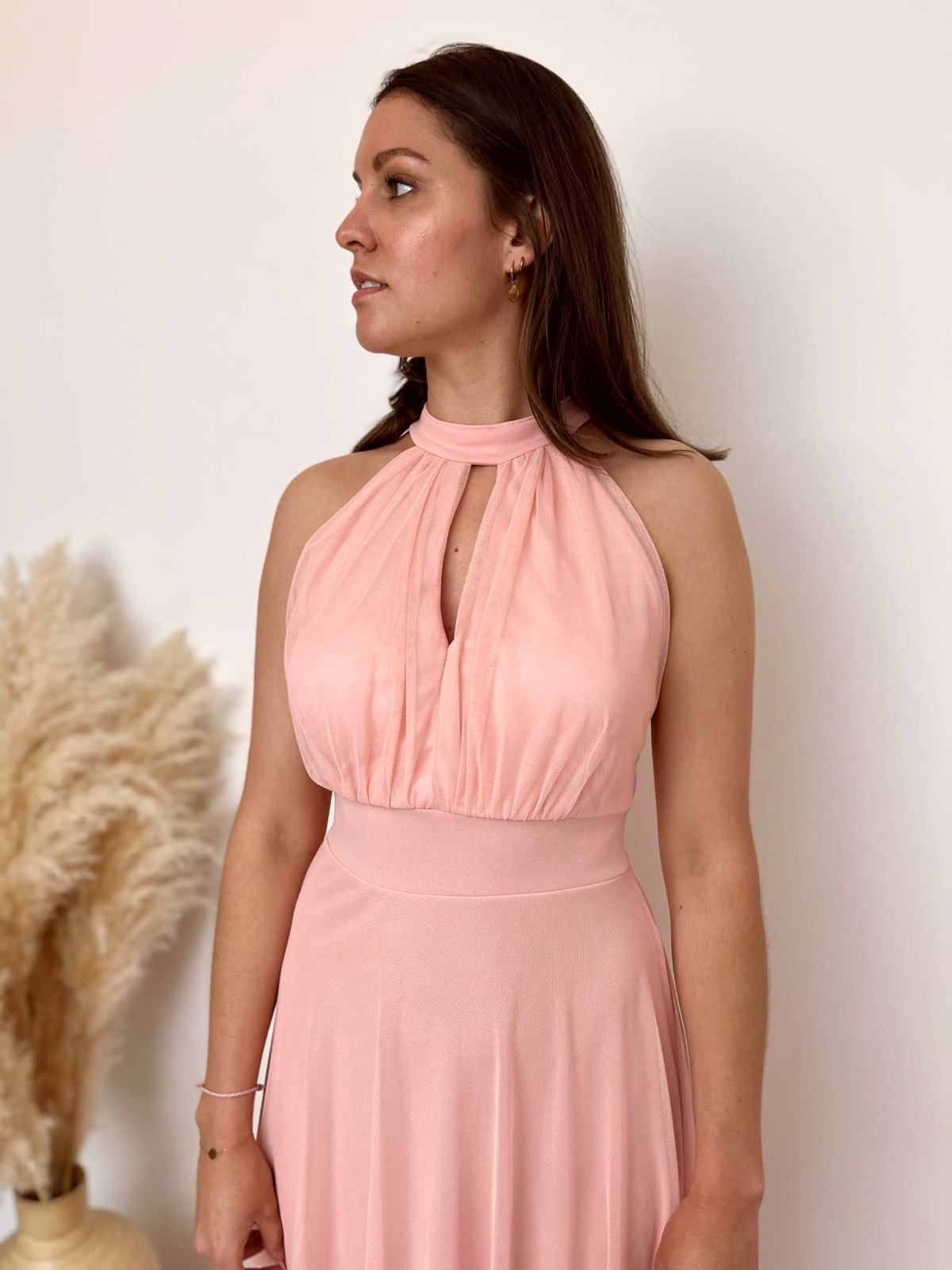 Robe encolure américaine rose poudre 2