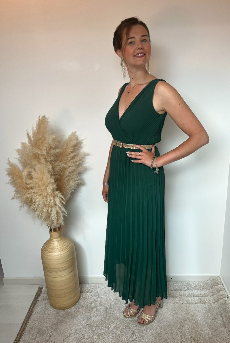 Robe plissée vert sapin