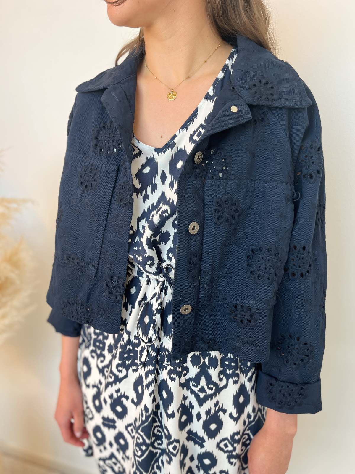 VESTE COURTE BRODE MARINE