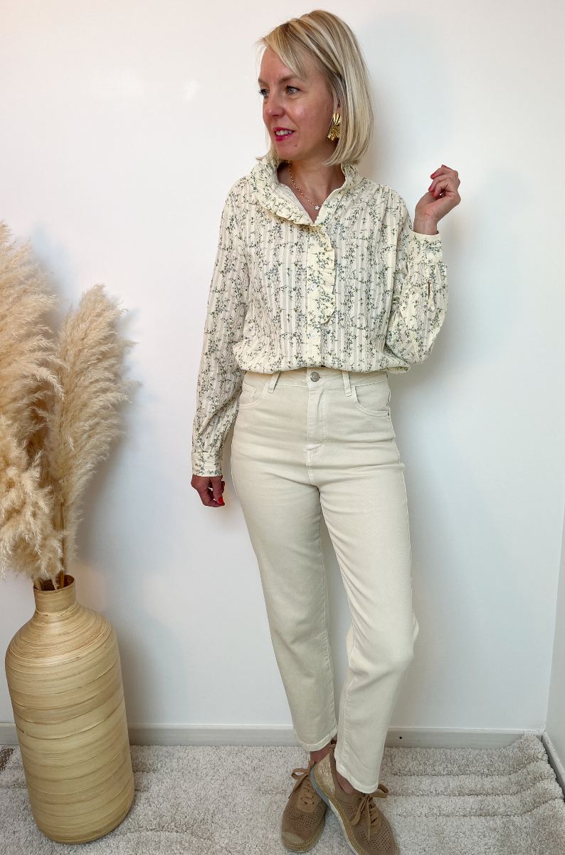 blouse à volants ecru 2