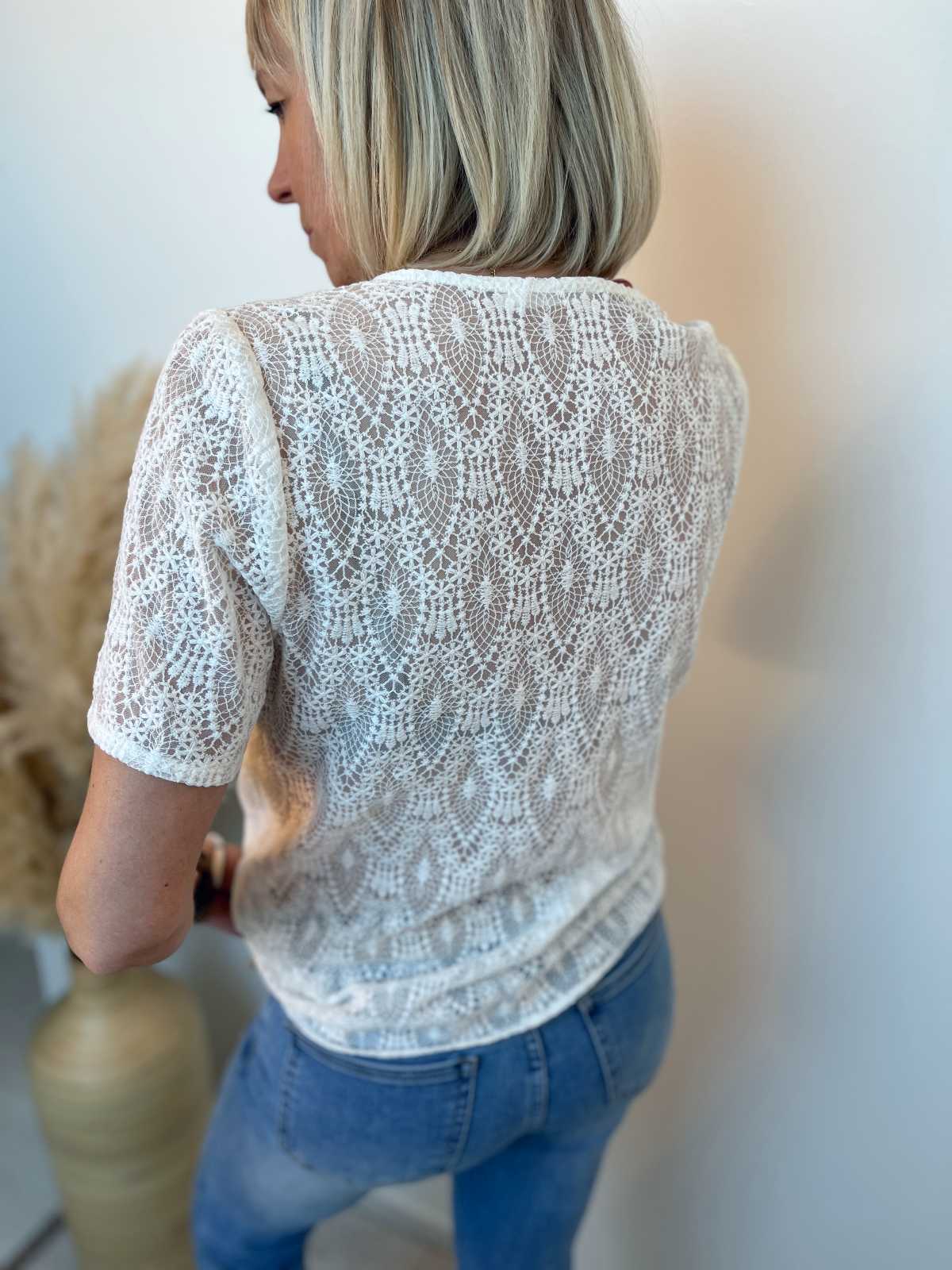 blouse dentelle col V 3