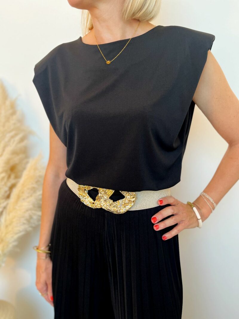 Ensemble pantalon plissé et top noir 2