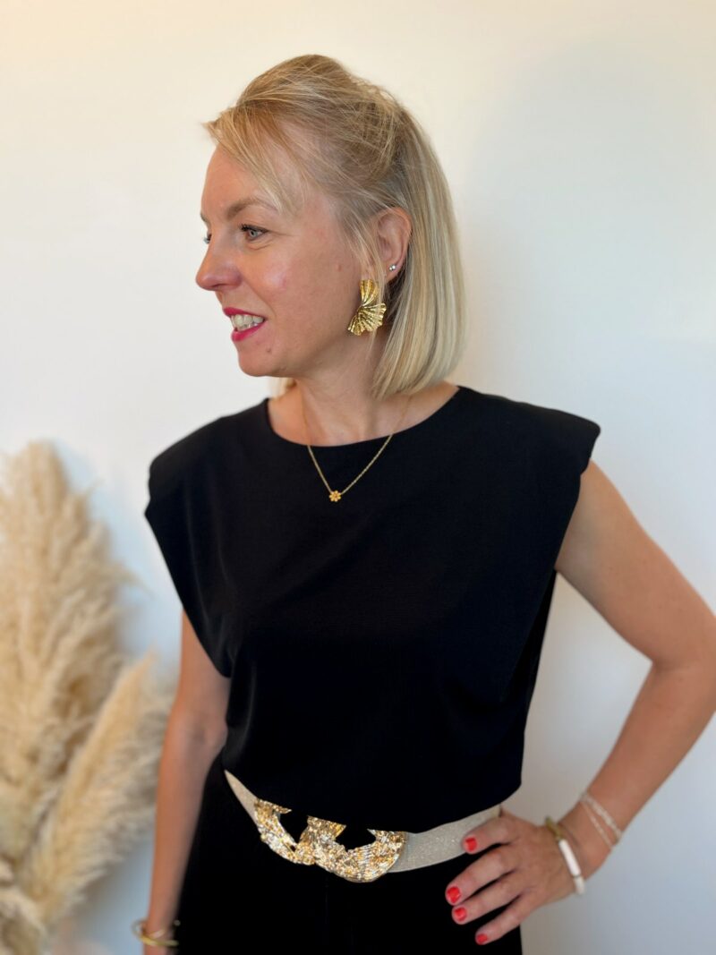 Ensemble pantalon plissé et top noir 3