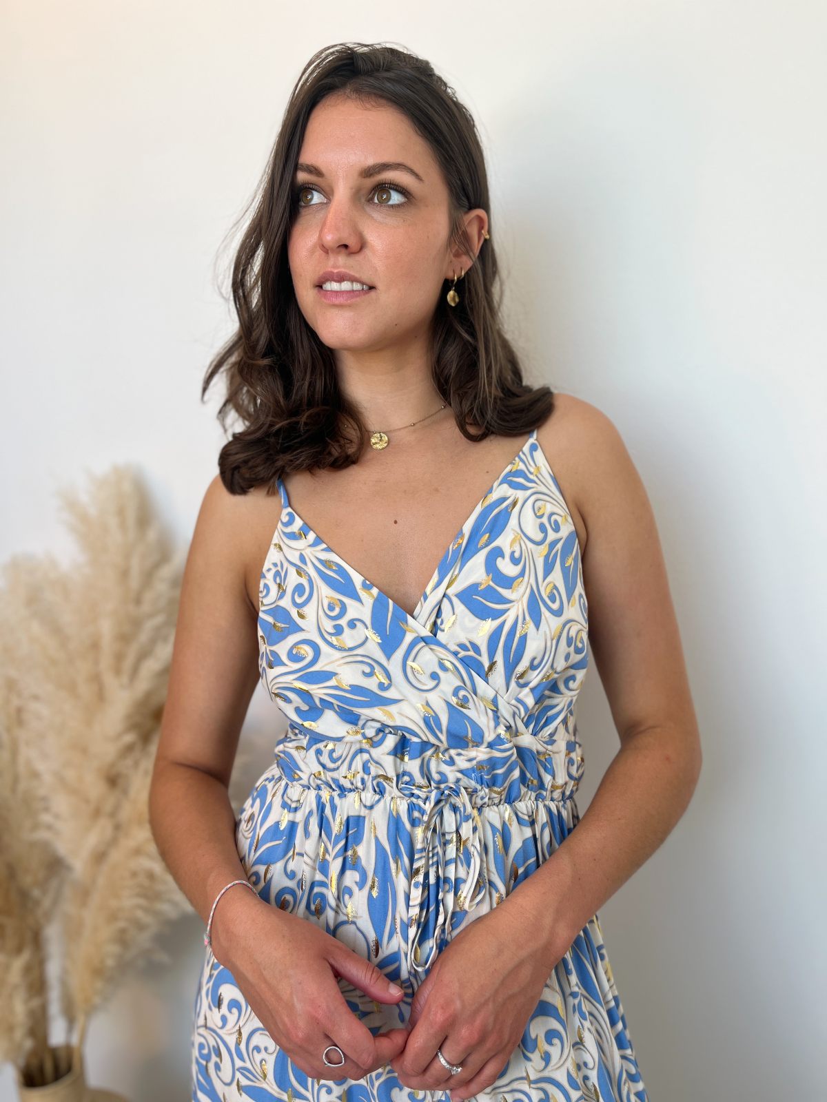 robe fines bretelles bleu doré 3