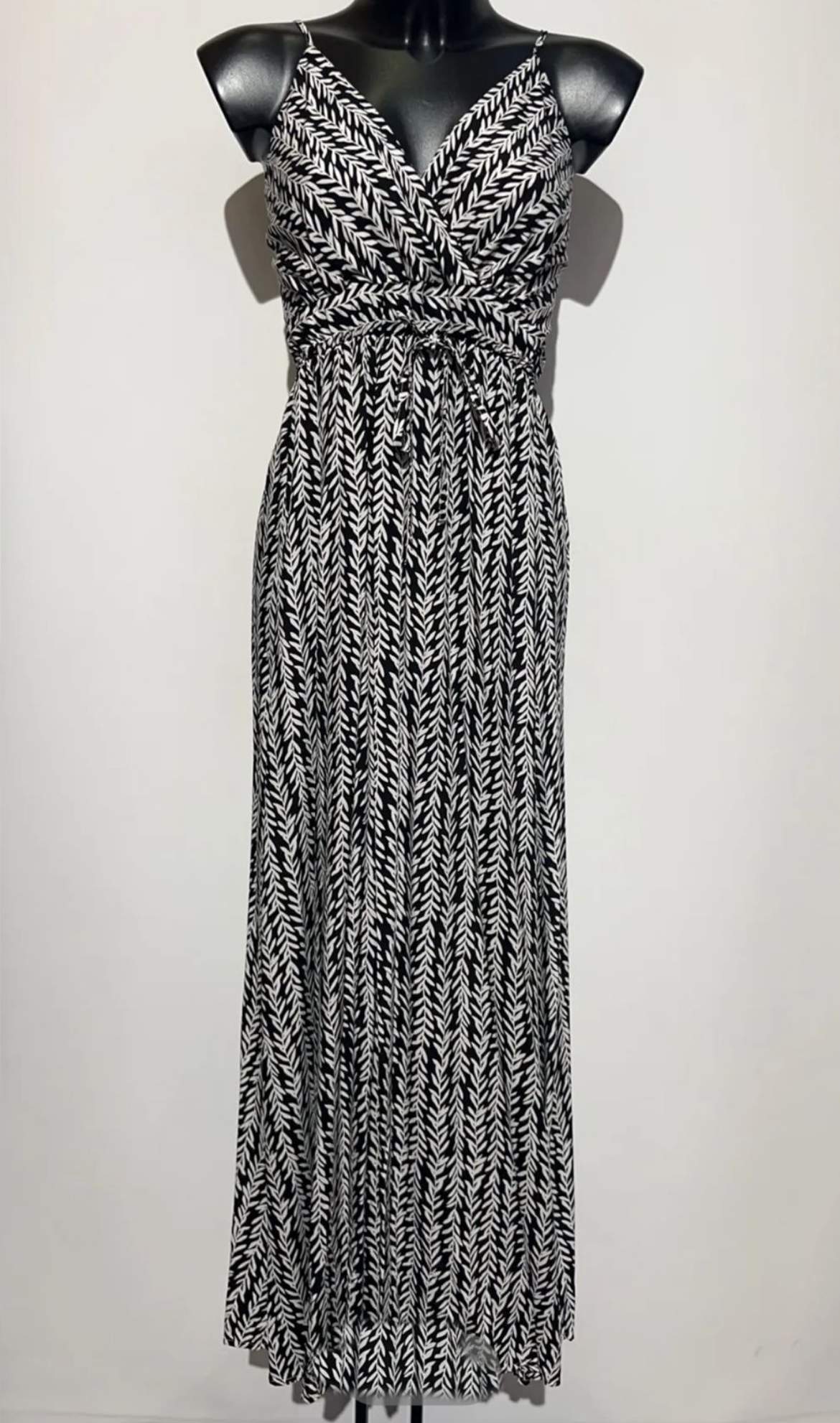 ROBE FINES BRETELLES NOIR BLANC
