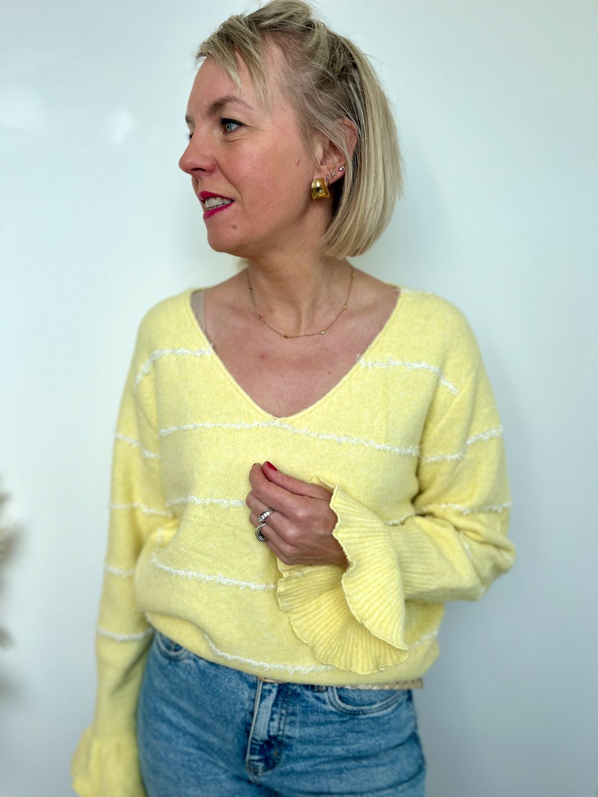 Pull Jaune rayé blanc