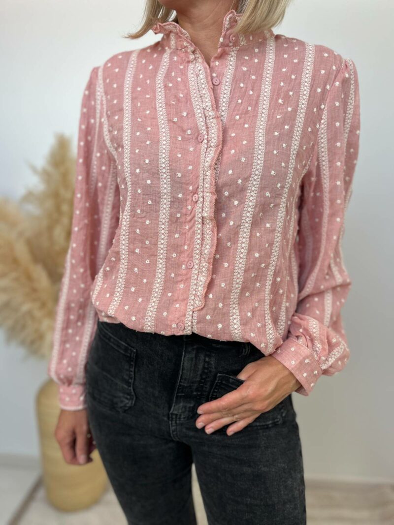 blouse volants broderie rose 2