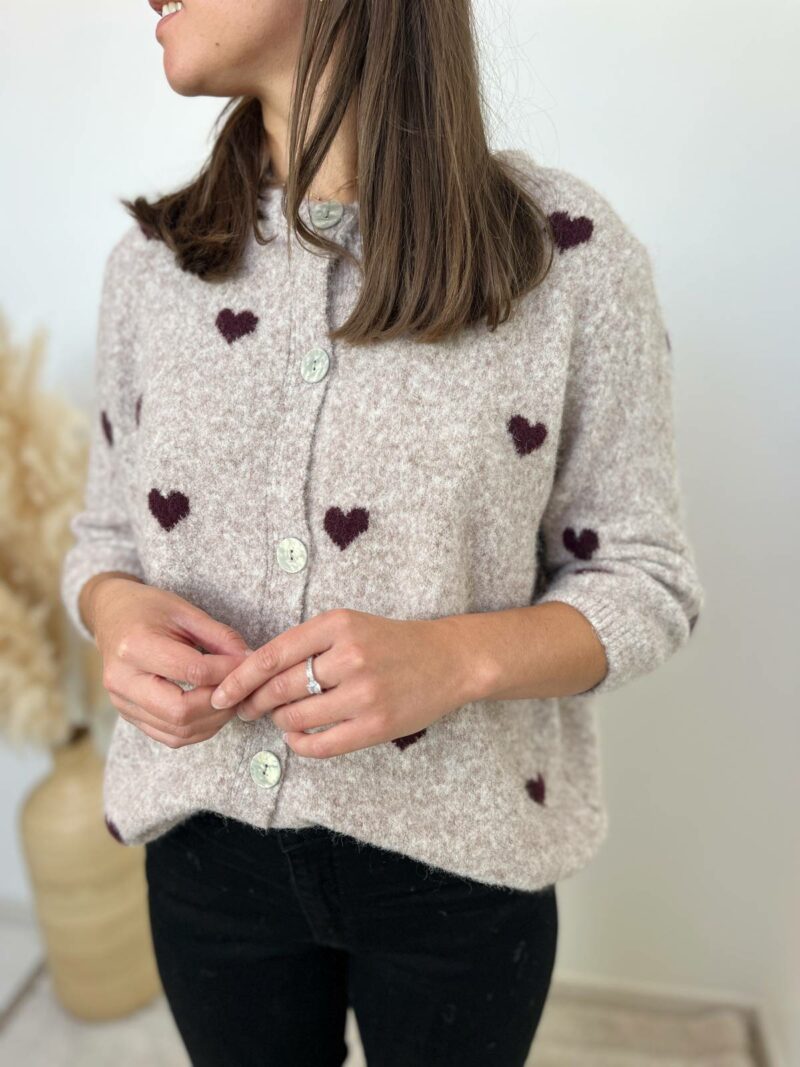 gilet beige coeur bordeaux 3