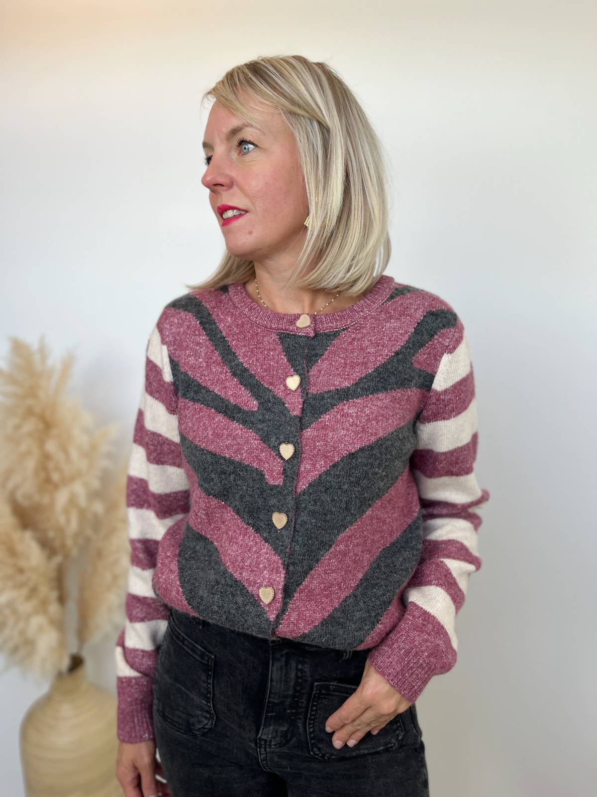 GILET GRAPHIQUE ROSE ET GRIS