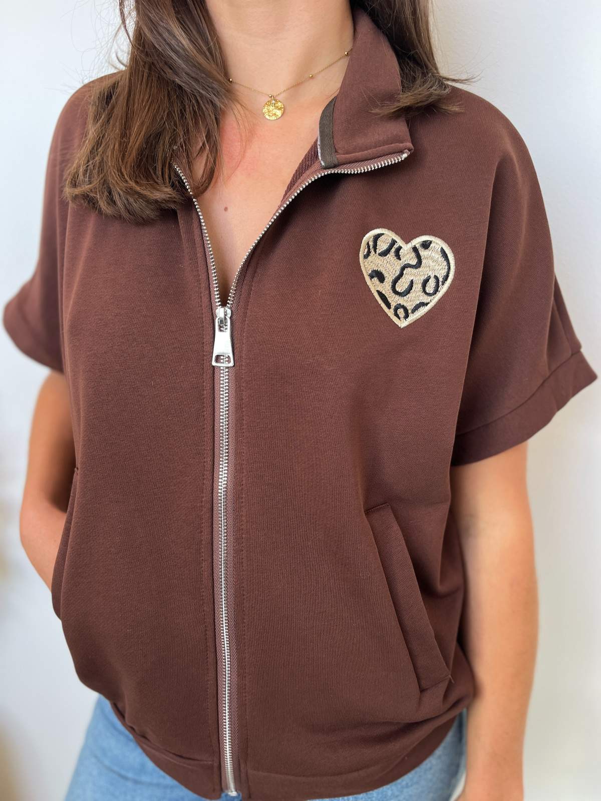 sweat sans manches coeur léopard 2