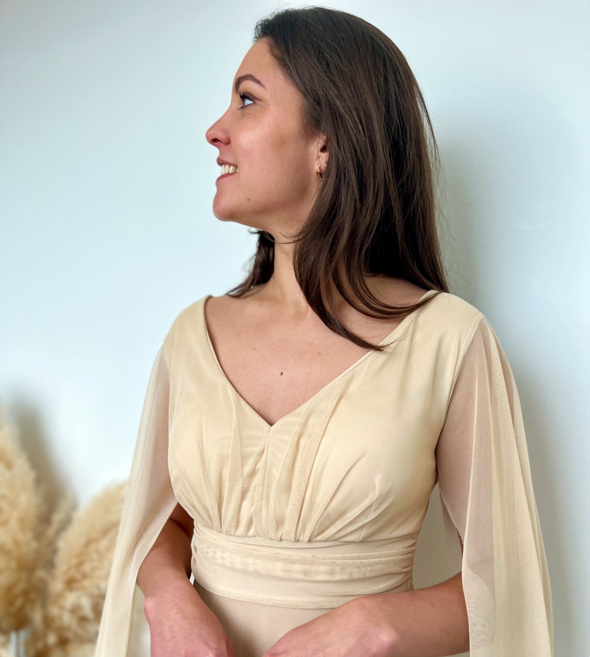 Robe cérémonie manches beige